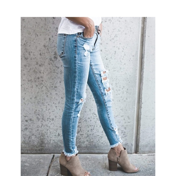 LUKADIA Light Wash Distressed Skinny Jeans - Picture 2 of 4